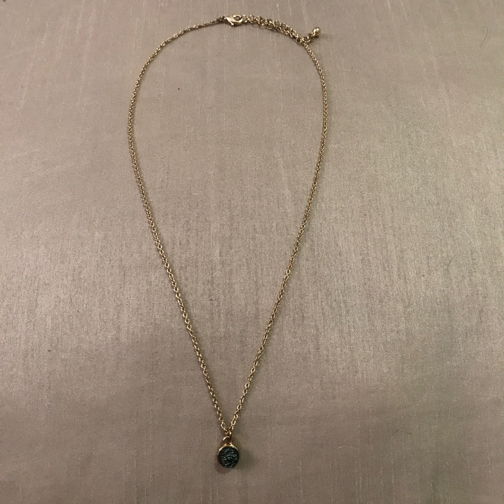 Dainty necklace