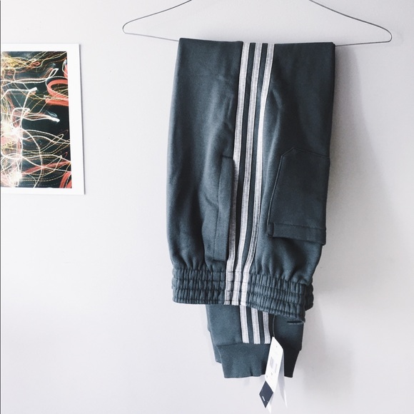 Offer up. Full Adidas outfit. - Picture 5 of 8