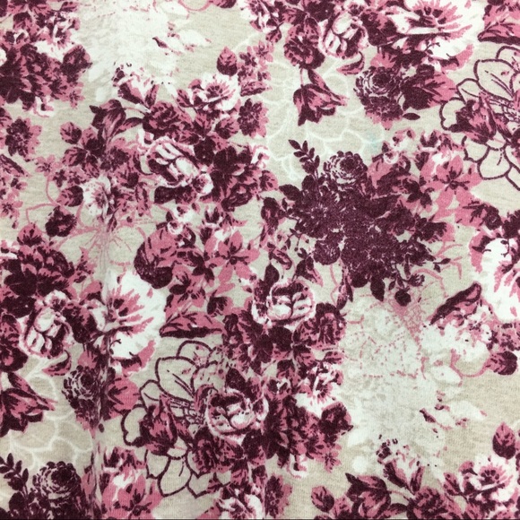 Long Sleeve Floral Top White Stag - Picture 3 of 3