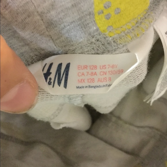 H & M lemon pants - Picture 3 of 3