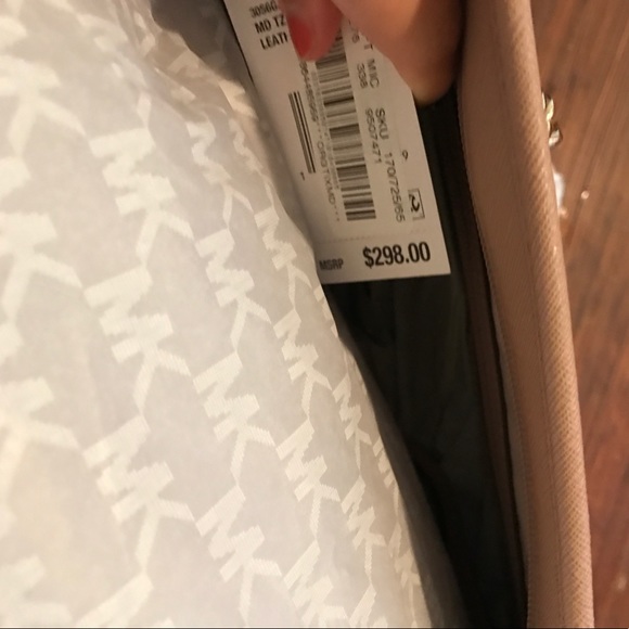 Pink Michael kors bag - Picture 3 of 5