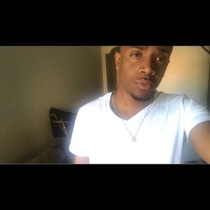 Meet your Posher, Amir