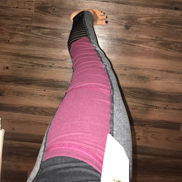 NWT Pocket Color Block Sporty Mesh Comfy Leggings - Picture 2 of 8