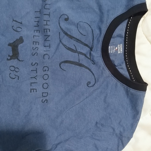 X-Large Tommy Hilfiger top - Picture 1 of 3