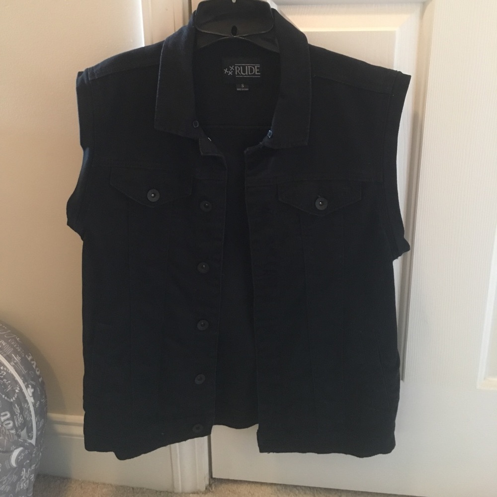 Black vest