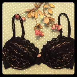 VICTORIA'S SECRET PADDED BRA AND PANTIE SET 🎀