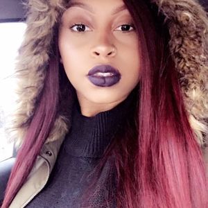 Meet your Posher, Aishlai