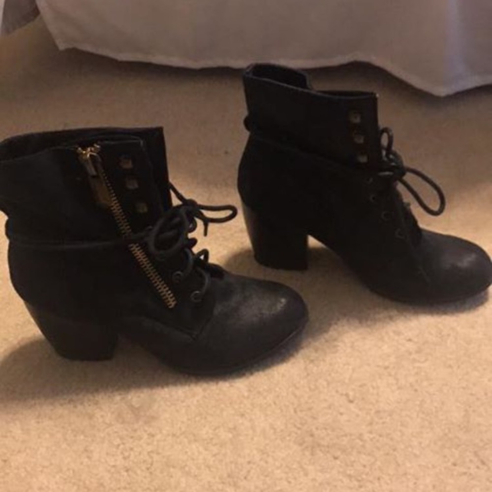 Black booties! Same day shipping!
