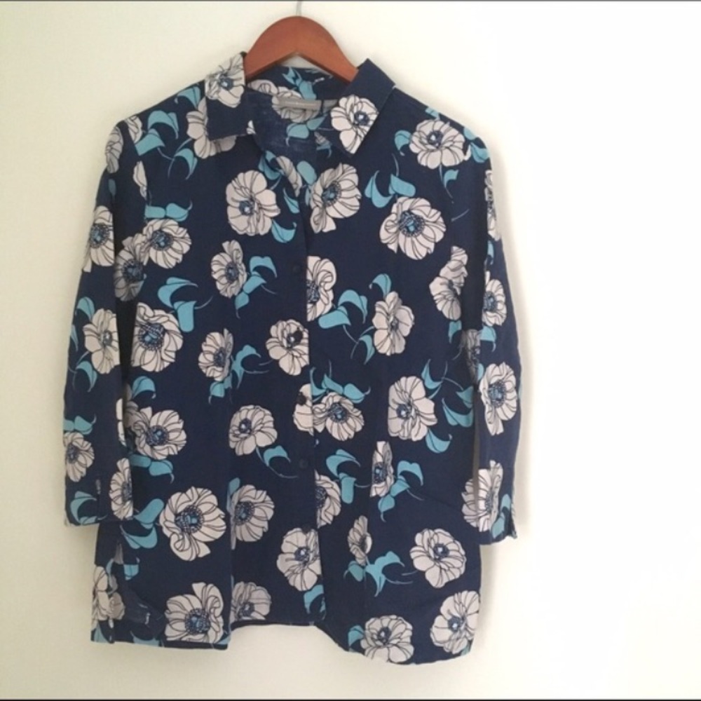 Linen floral blouse