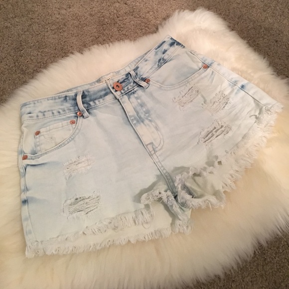 PacSun Pants - Pacsun destroyed high rise shorts size 7