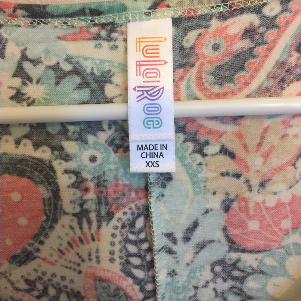 Lularoe Perfect T - Picture 3 of 4