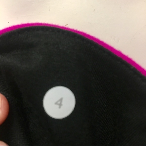 Lululemon Reversible Leggings Size 4 - Picture 4 of 4