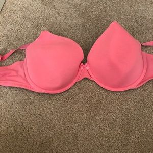 Victoria secret 38D bra