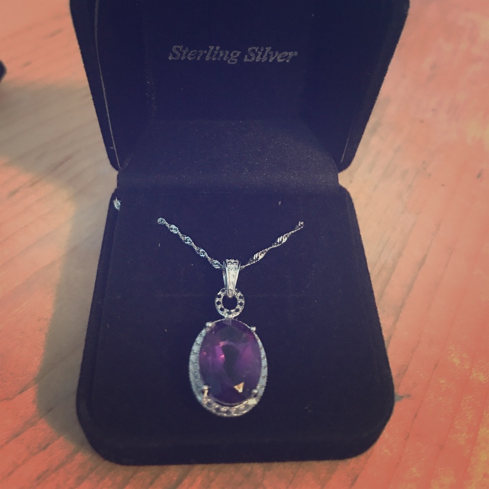 Pendant Necklace