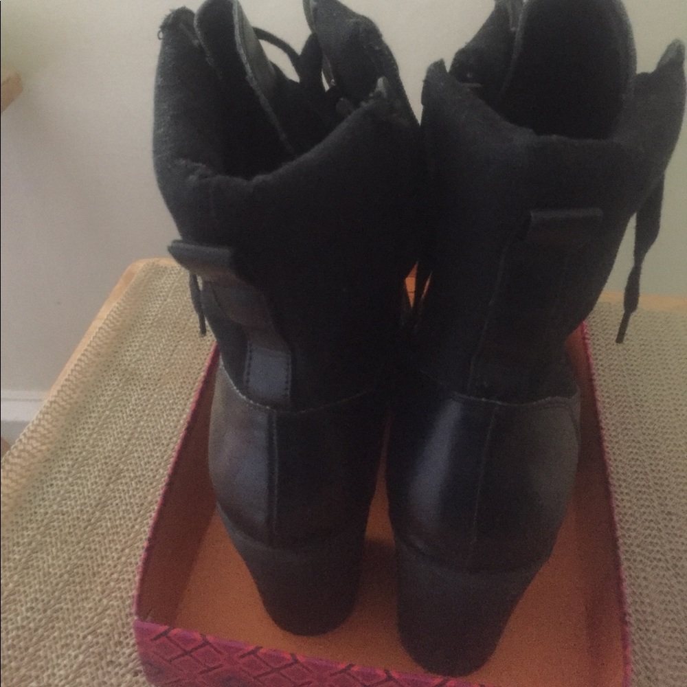 Xoxo combat boots