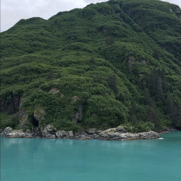 Meet your Posher, Kayla - Picture 1 of 1