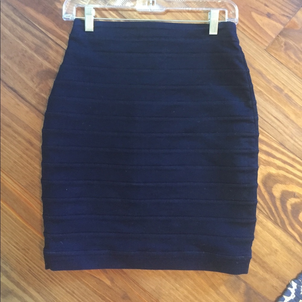 EUC express navy pencil skirt