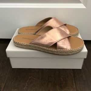 Matt Bernson rose gold slides (Porto) NWB