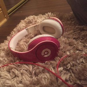 Beats by Dre studio