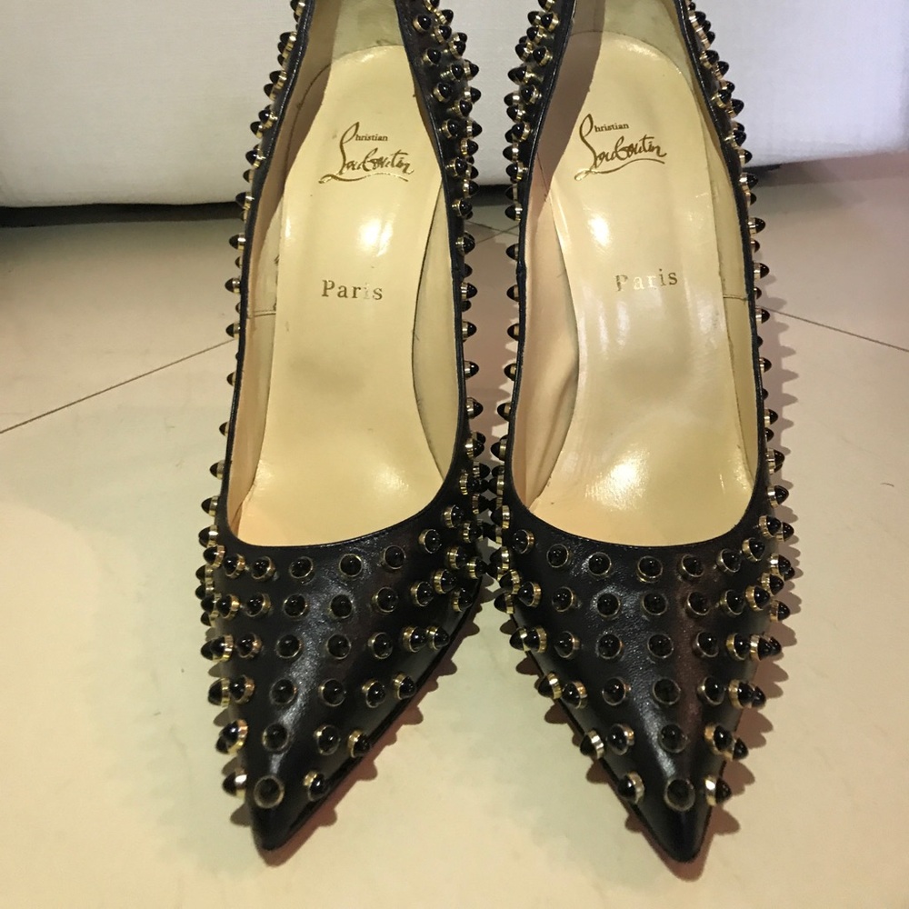 Christian Louboutin Follies Cabo Pumps - Picture 2 of 6