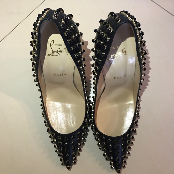 Christian Louboutin Follies Cabo Pumps - Picture 3 of 6