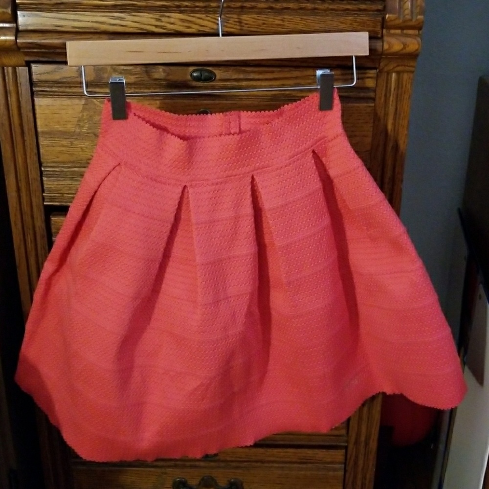 Express coral high waisted skirt