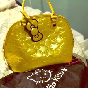 RARE YELLOW HELLO KITTY LOUNGEFLY LARGE PURSE