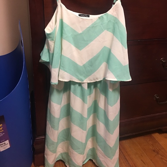 NWT Chevron stripe dress - Picture 2 of 5