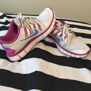 Nike Free Run shoes - Size 6.5