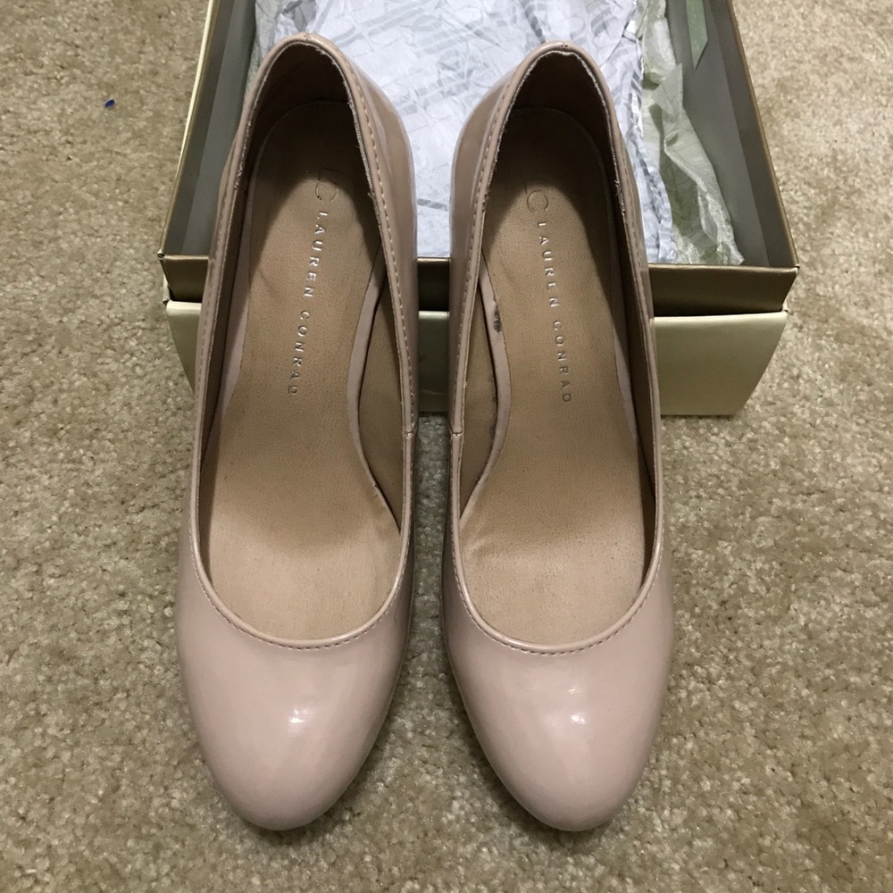 Lauren Conrad nude shoes size 8.5