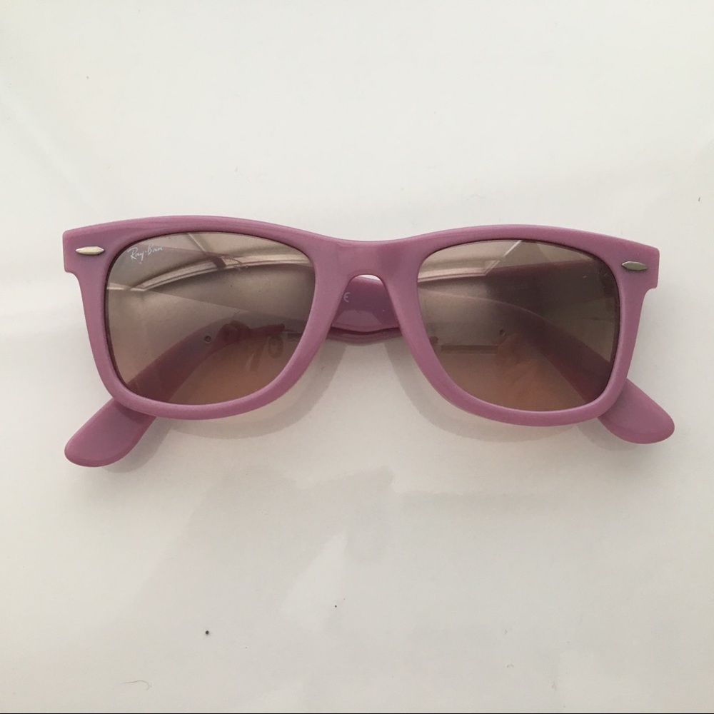 Pink / purple ray-ban wayfarers