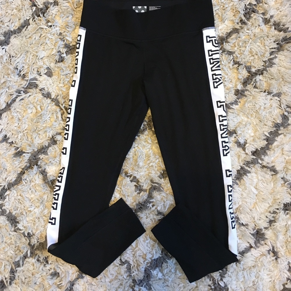NWOT VS PINK ultimate leggings