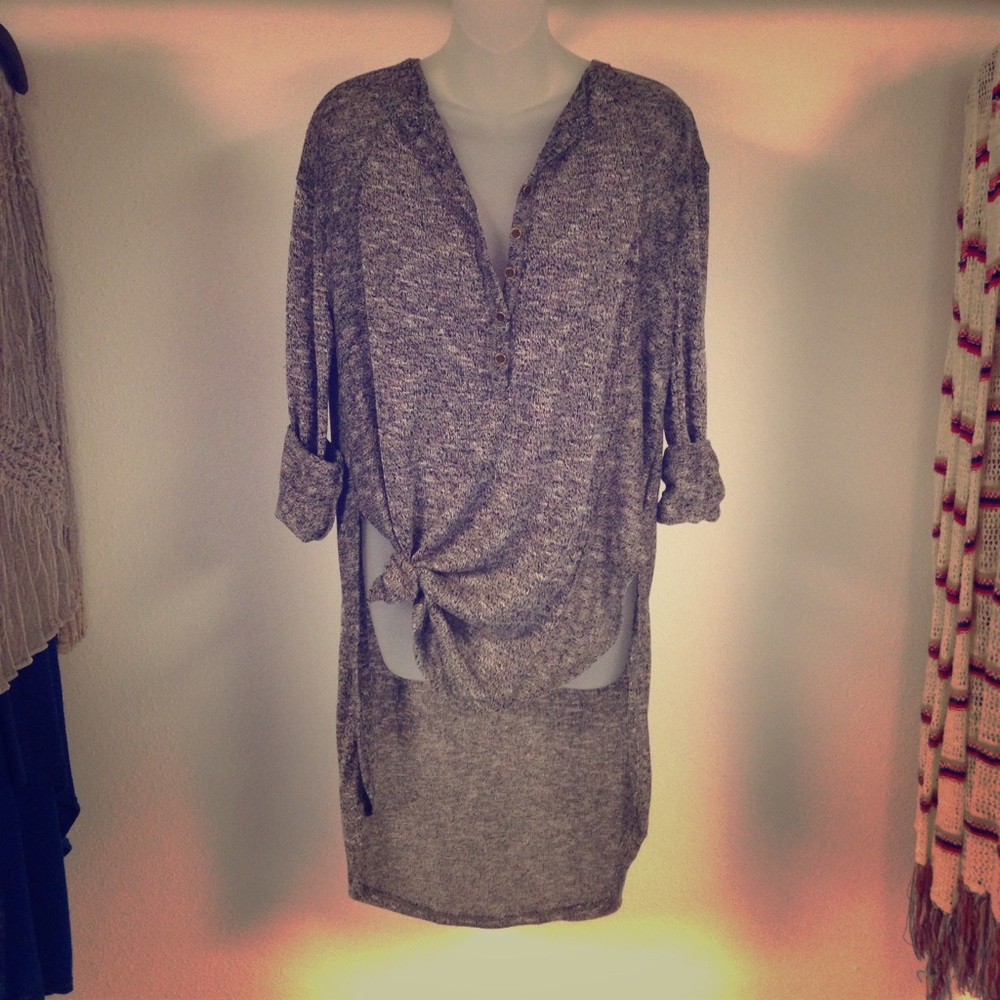 New with tags! Steezyer 3/4 button front tunic