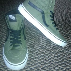 Olive green & black vans men's 8.5
