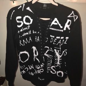 Lace-Up Black Sweatshirt