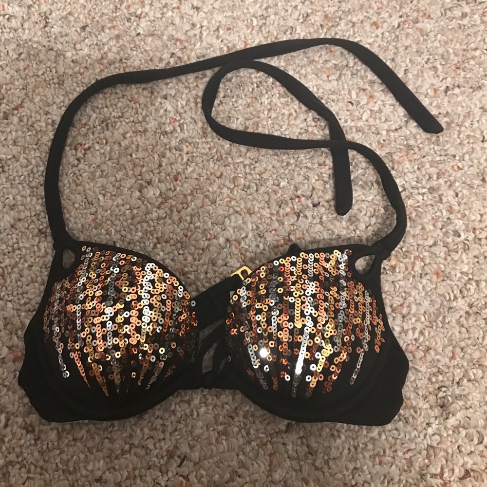 VS bathing suit top 32 A