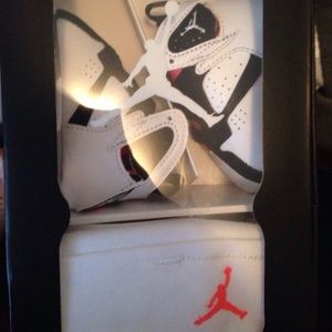 Baby girl Jordan's size 1c