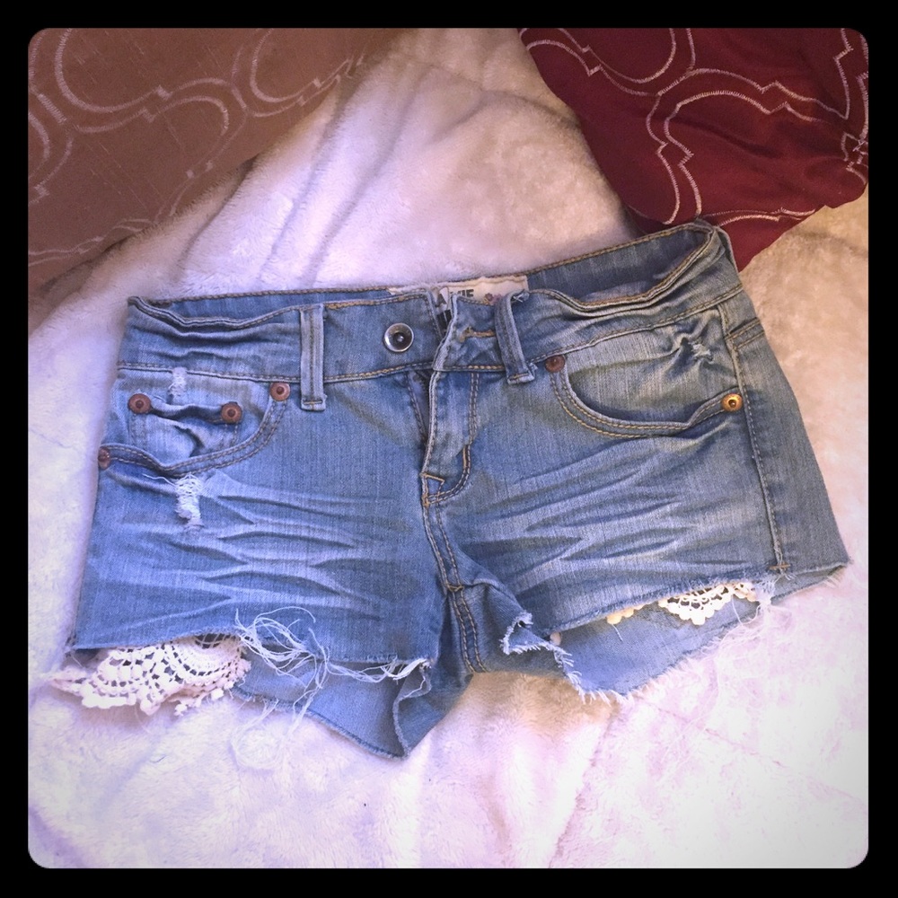 Size 3 dollhouse shorts