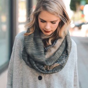 🆕OLIVE Scarves