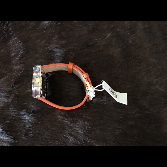 Tory Burch watch - Picture 7 of 7