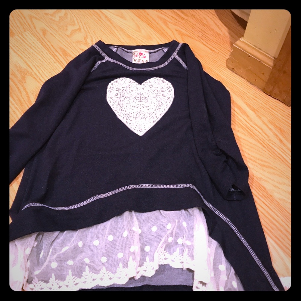 Very delicate shirt with lovely details