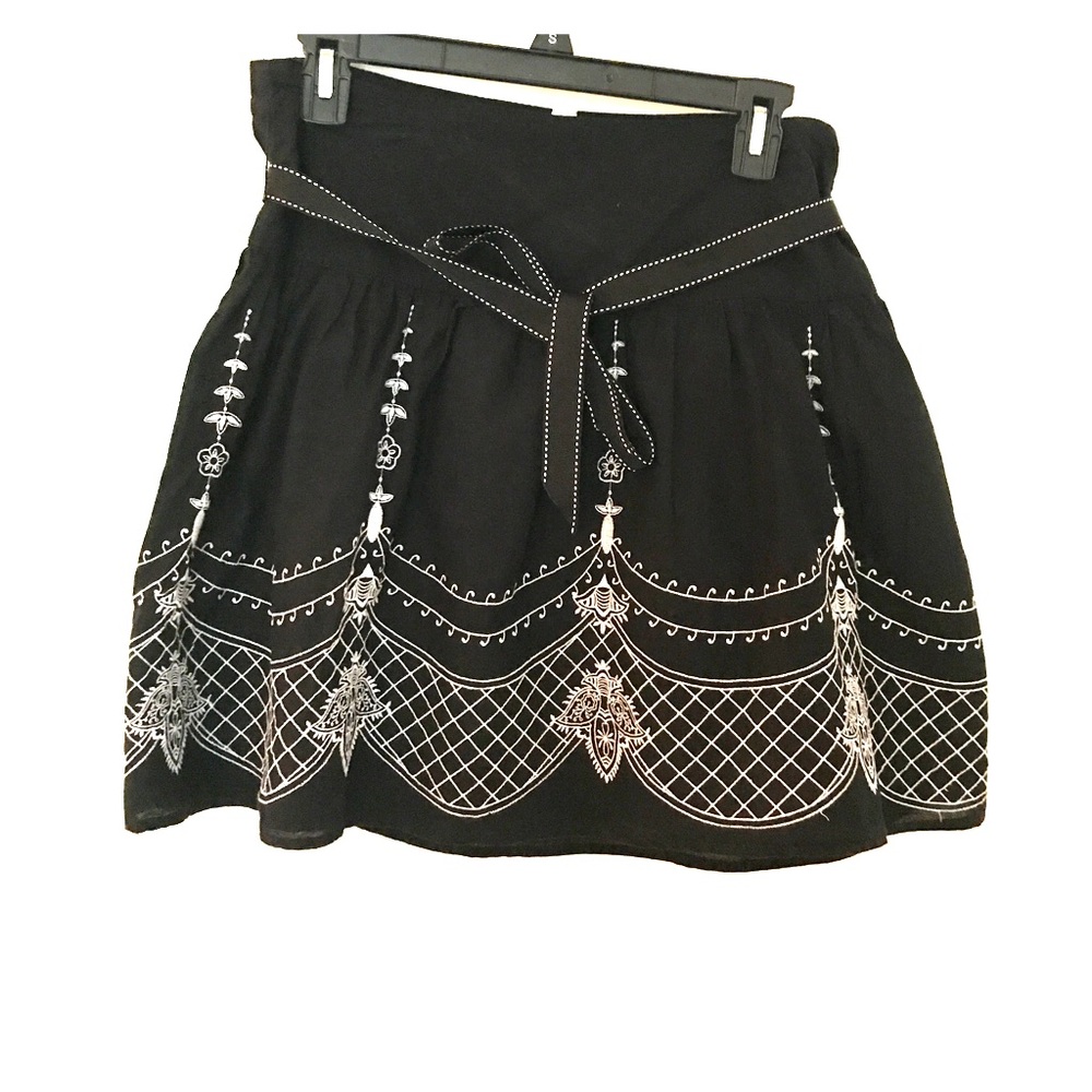100% cotton black and white flared skirt