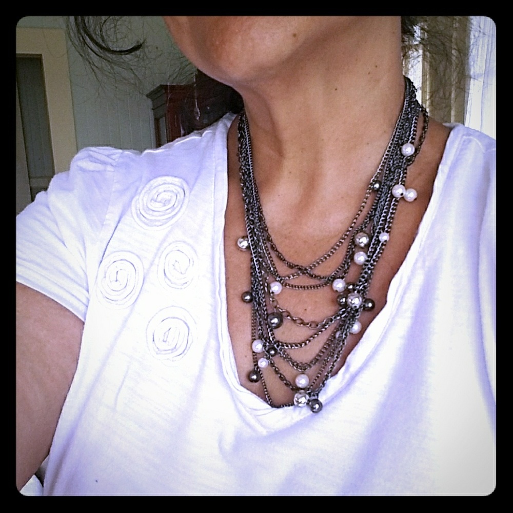 PEARLS & CHAIN NECKLACE