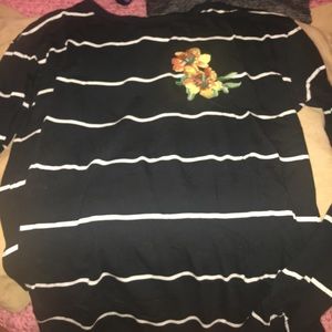 Black and white srtipe longsleeve