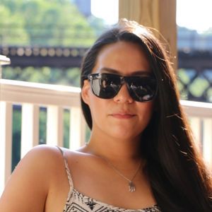 Meet your Posher, Emily