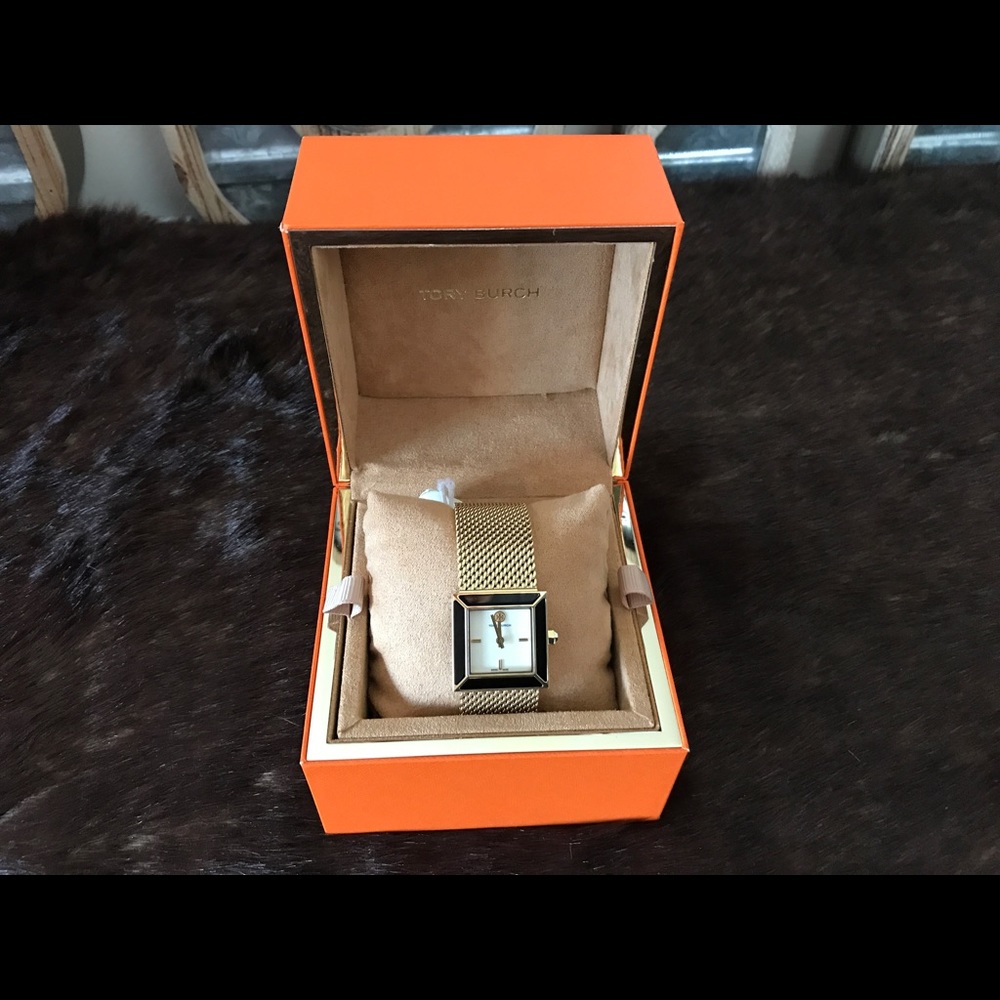 Tory Burch watch - Picture 5 of 5