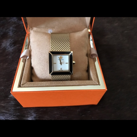 Tory Burch watch - Picture 2 of 5