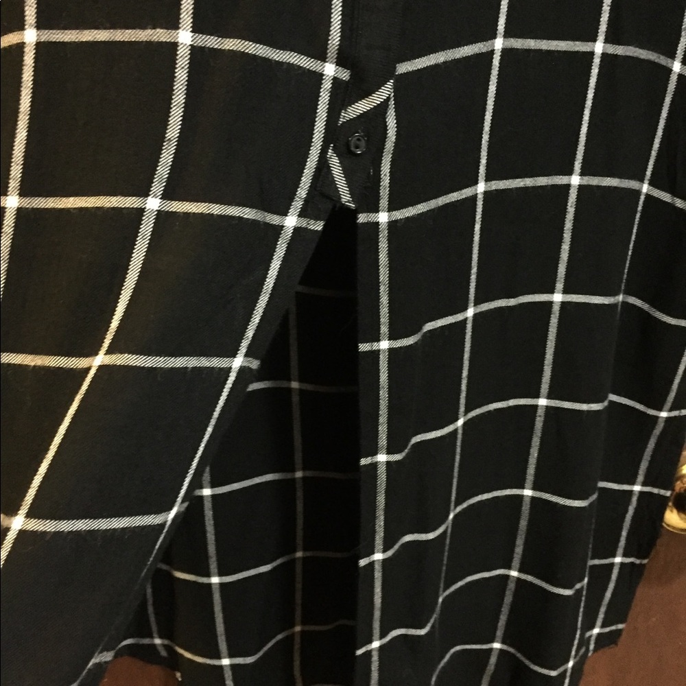 RD style  black and white check tunic top.