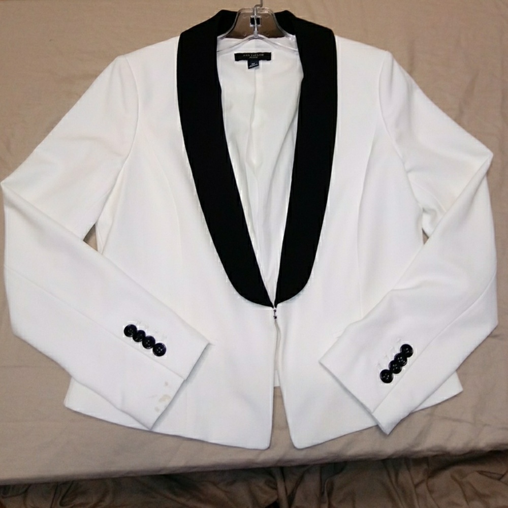 Ann Taylor Blazer