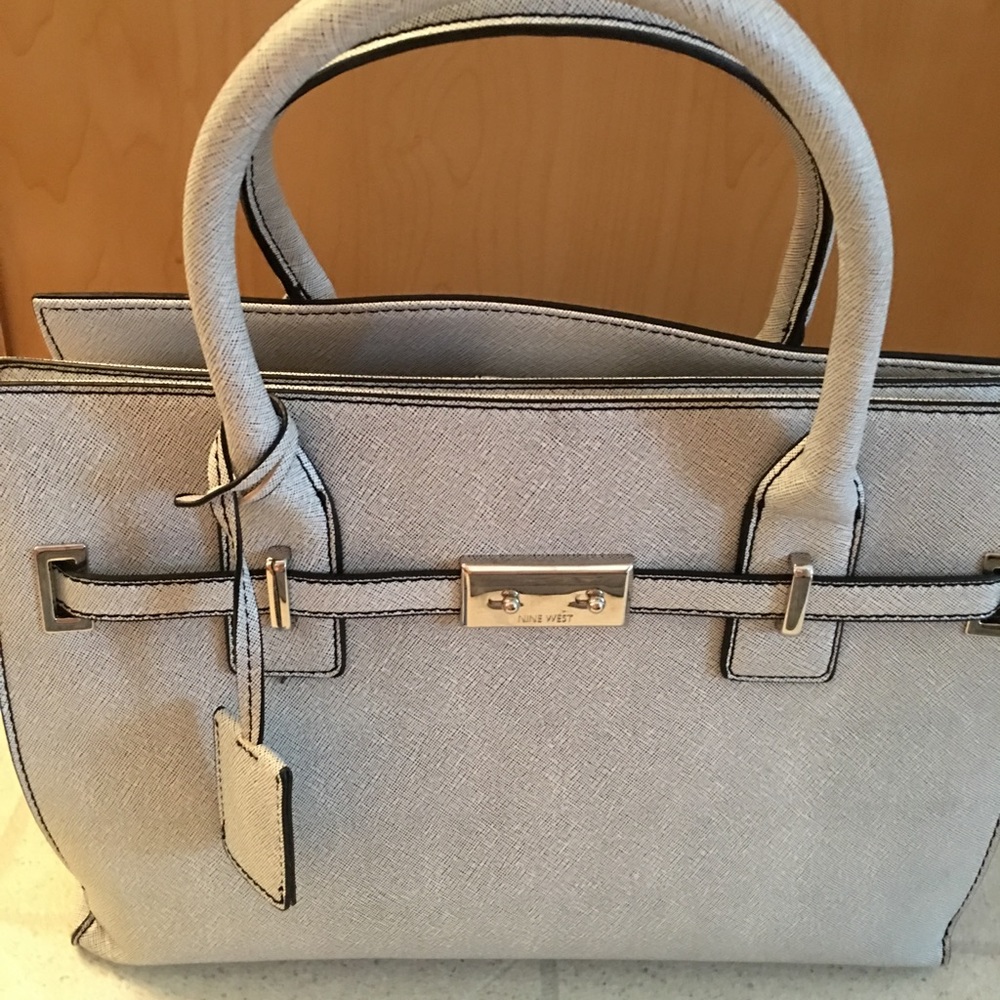 Purse - Picture 3 of 7